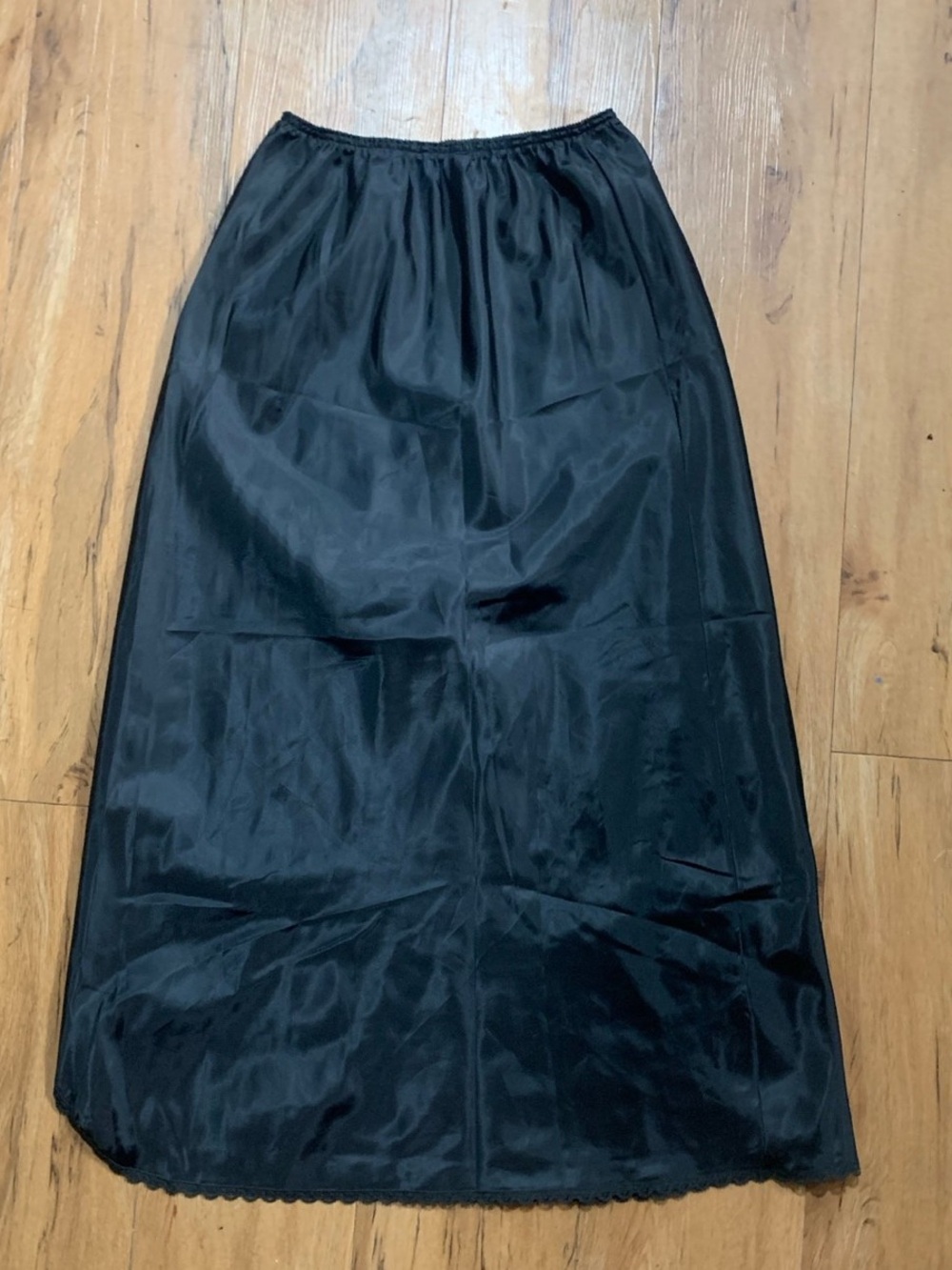 Warners black slip skirt